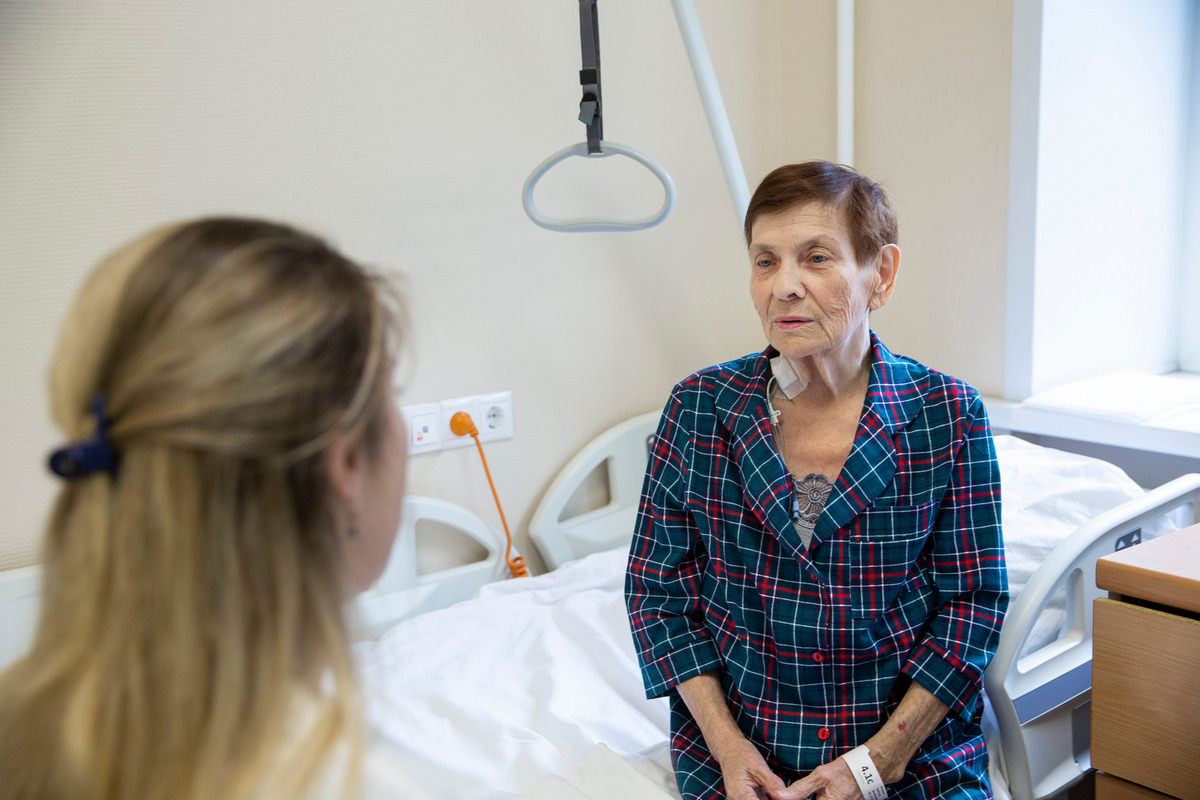 НМИЦ Мешалкина. Пациентка после операции на сосудах кишечника.jpg НМИЦ Мешалкина. Пациентка после операции на сосудах кишечника.jpg